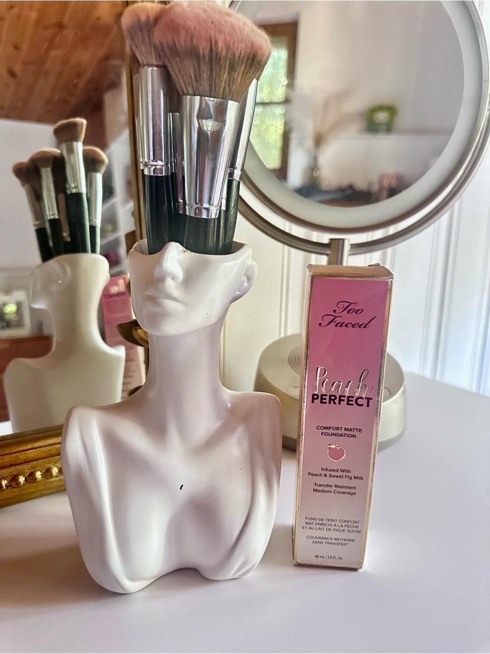Too Faced Peach Perfect Comfort Matte Liquid Foundation - Latte